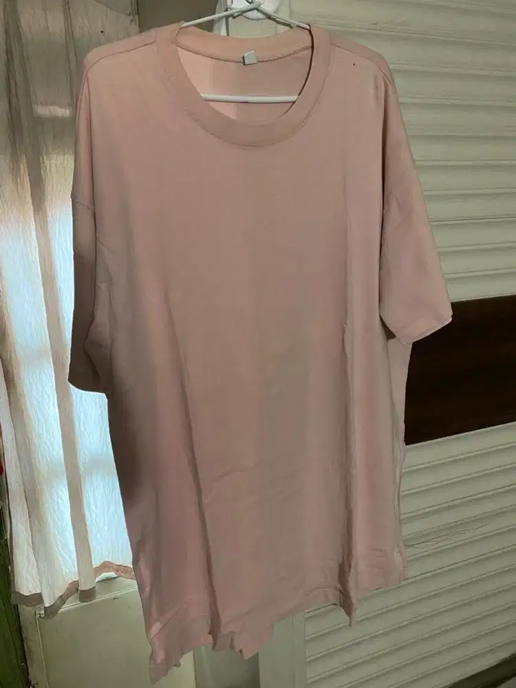 Kaos uniqlo pink