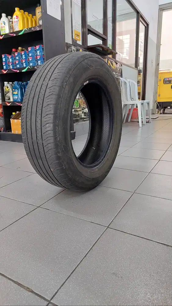 Dunlop Enasave EC300 (2nd).215/65/16.Utk Chery, Trax, Terios, CRV, dll