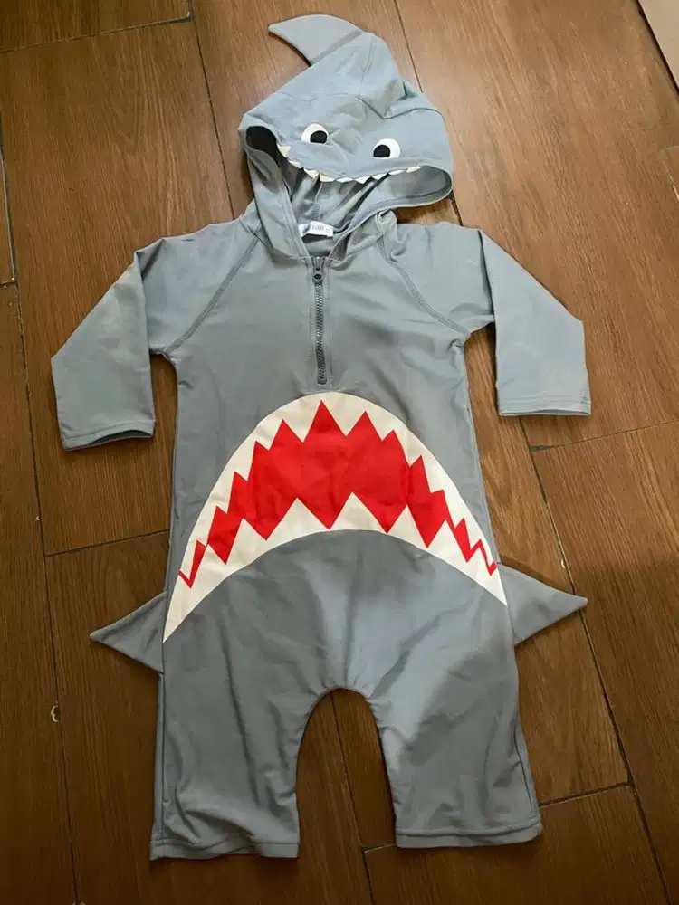 Baju renang anak hiu