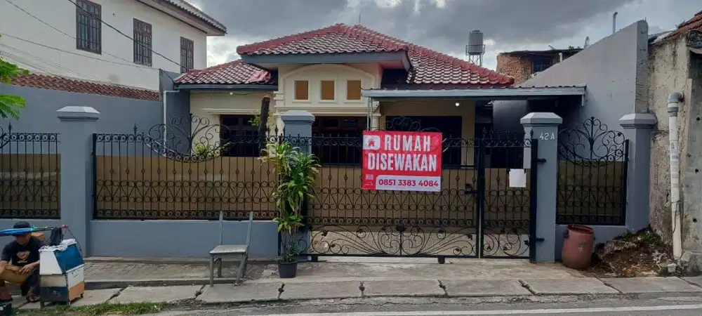 Rumah Disewakan / Sewa Rumah Murah di Jl. Prof. Dr. Hamka, Larangan