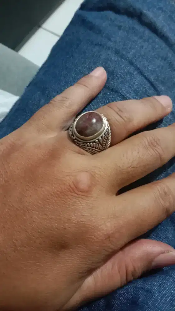 Cincin batu ati ayam