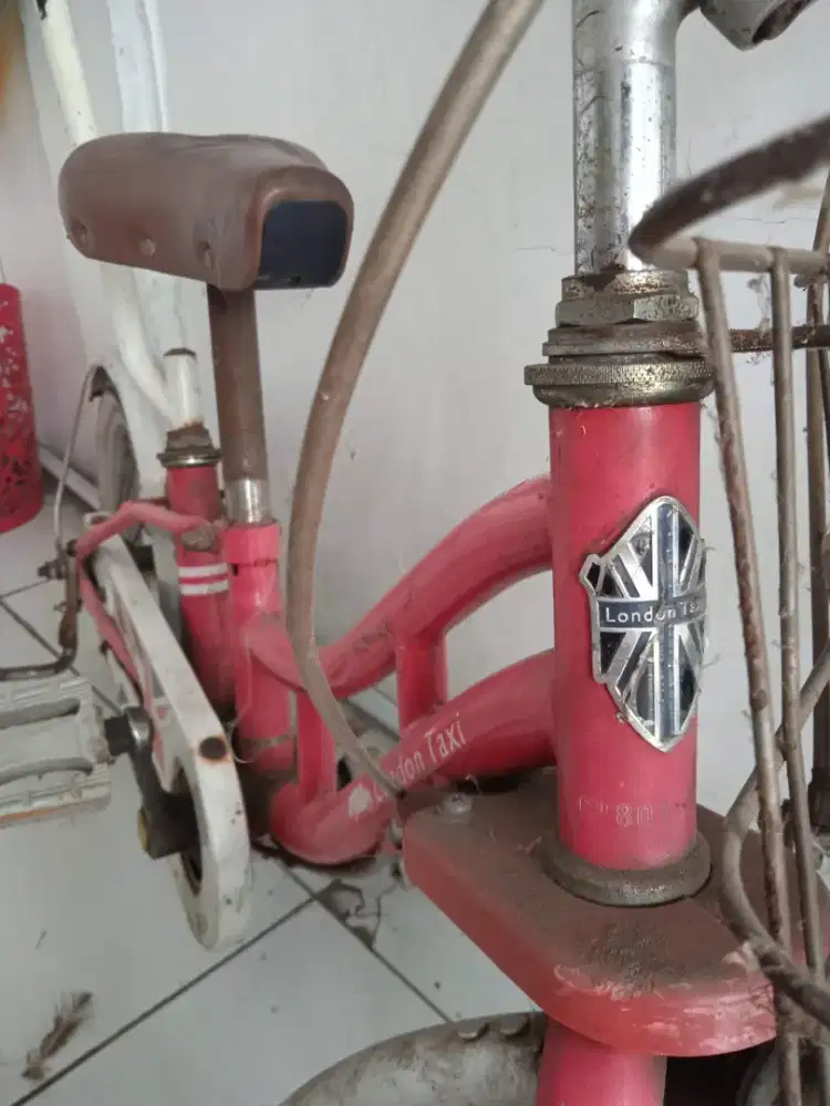 Sepeda anak London Taxi