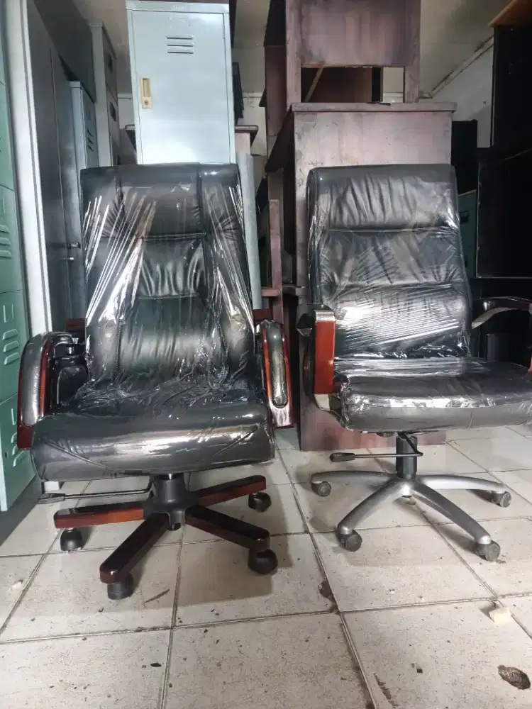 Bangku/ kursi direktur second