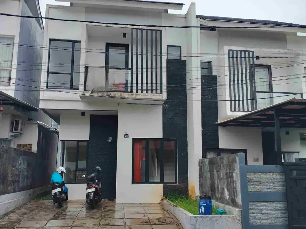 DIJUAL RUMAH CANTIK 2 LANTAI DI  PERUMAHAN ASRI DI CIMAHPAR BOGOR UTARA, DEKAT KE TOLL & PUSAT KOTA