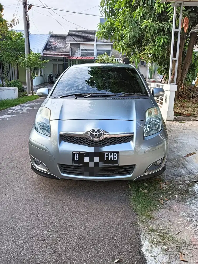 Toyota Yaris 2010 Bensin