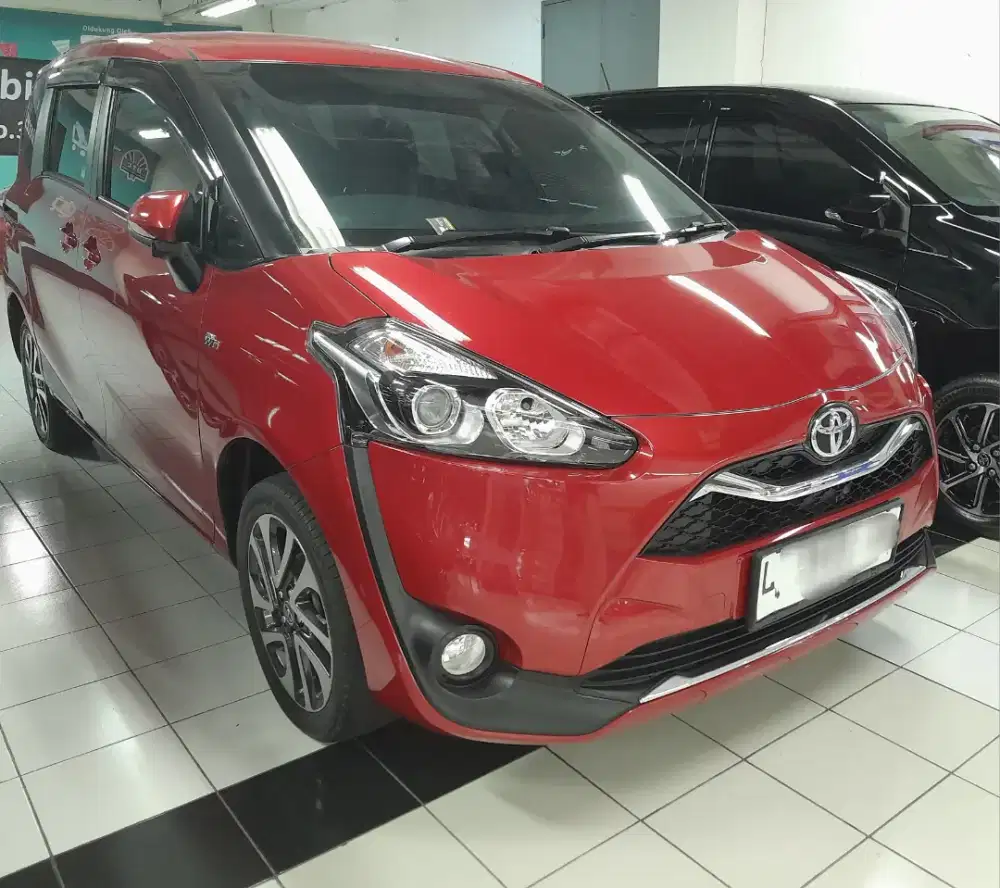 Toyota Sienta V Merah 2020 Automatic