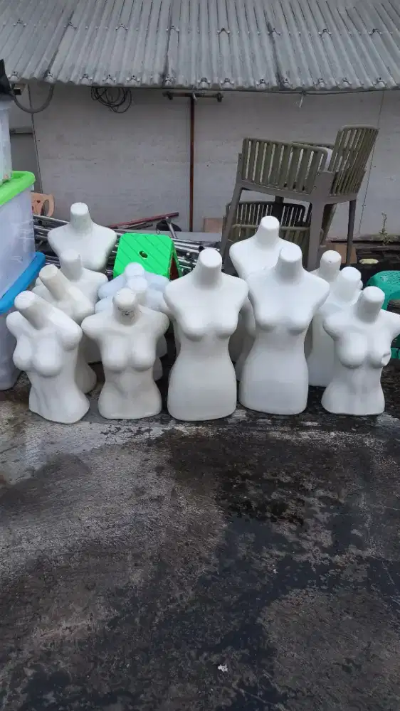 Manekin campur male & female