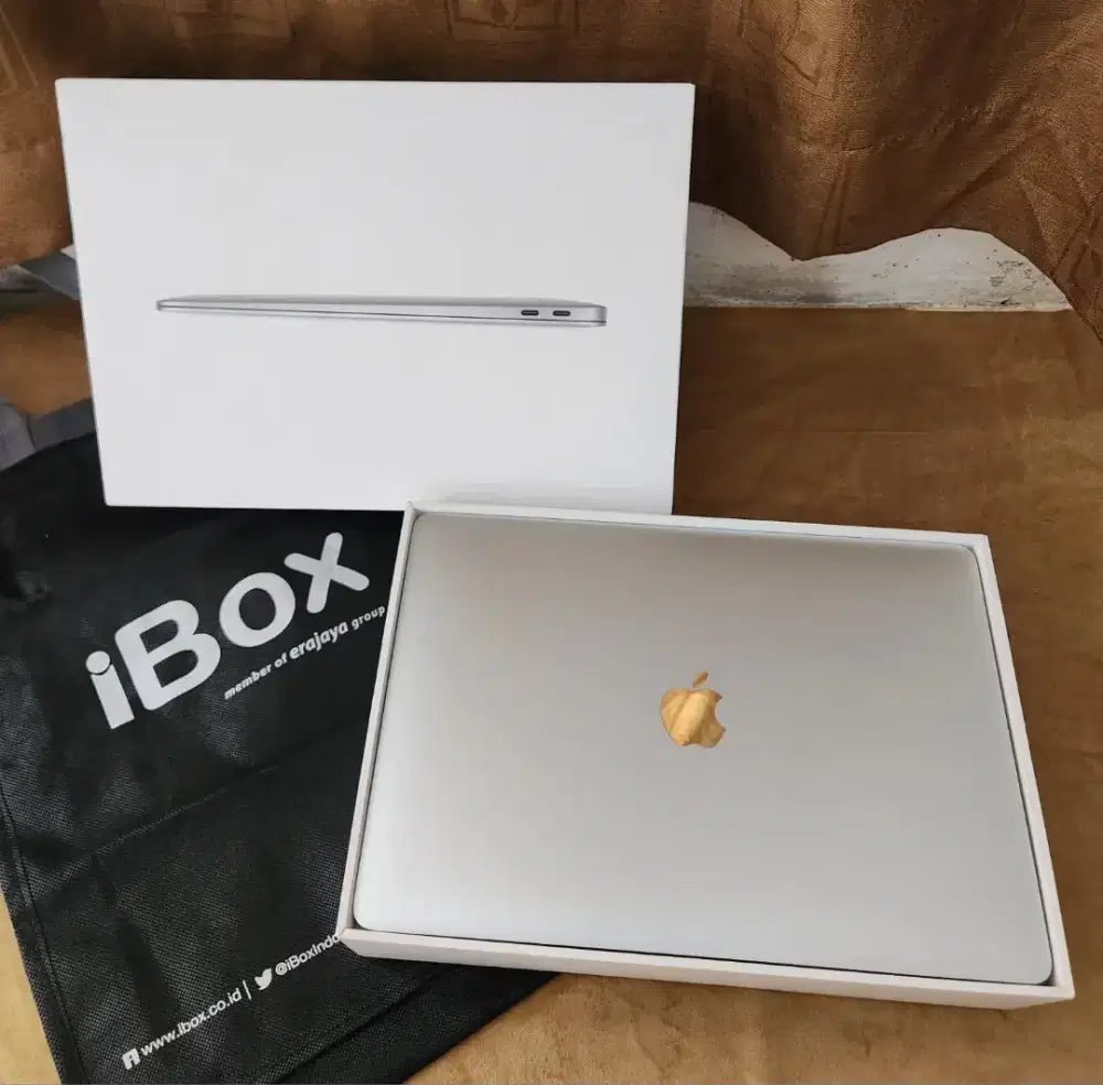 MacBook AIR 2020 8/256GB iBoX Super Mulus Like New