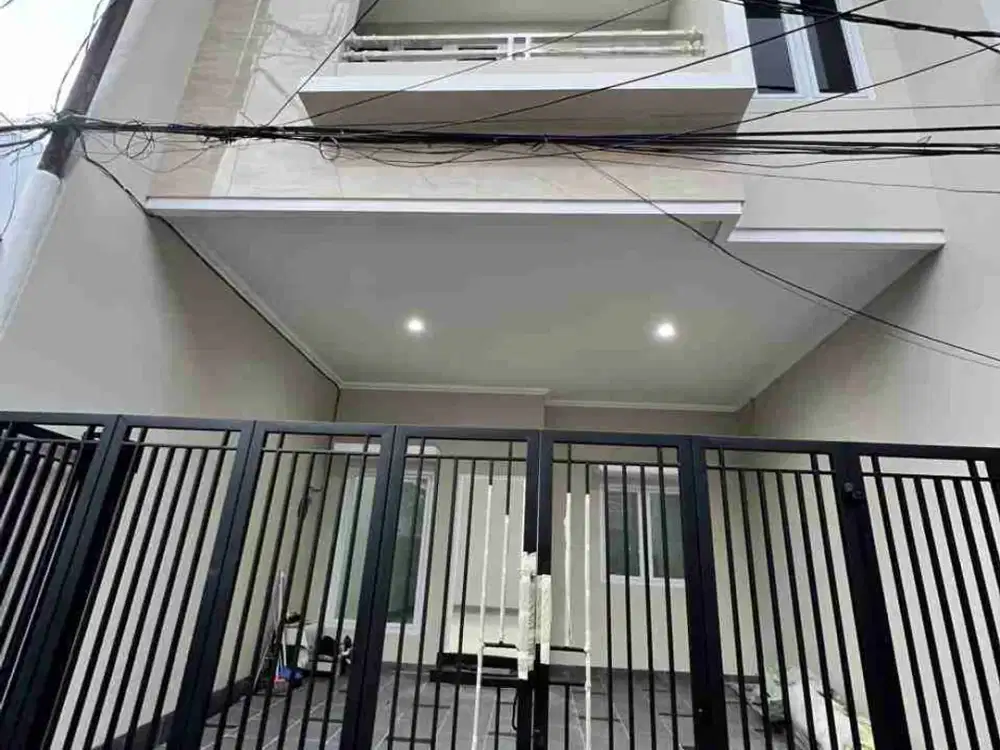 Brand New House 1 Unit di Tj Duren