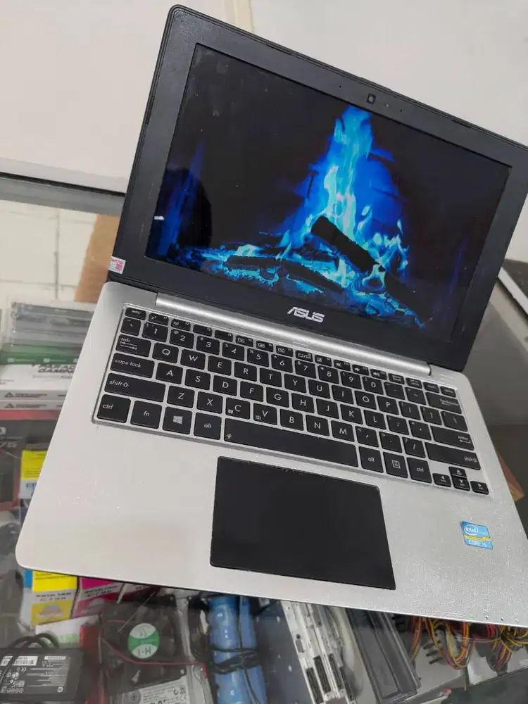 LAPTOP ASUSX201EP