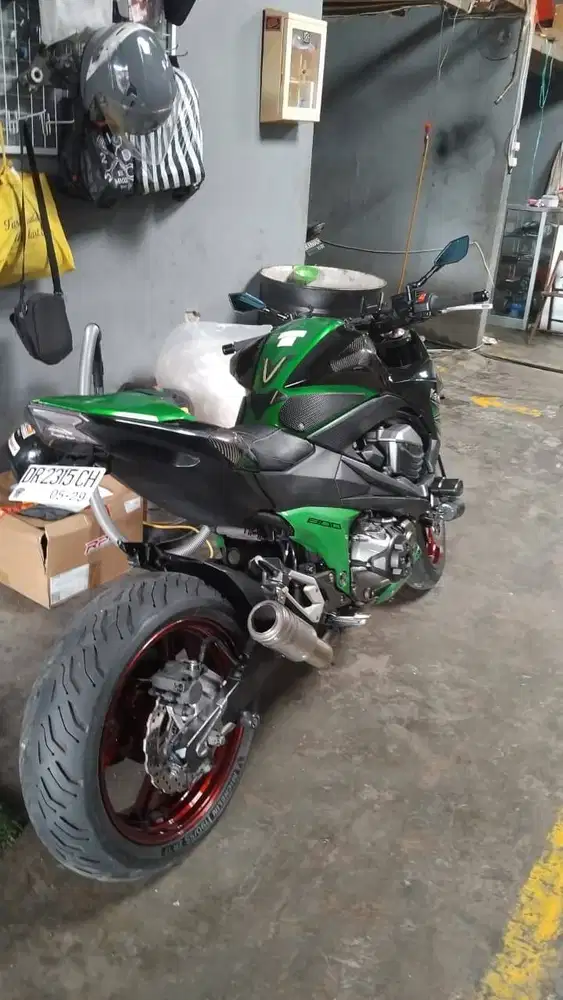 Kawasaki z800 tahun 2013