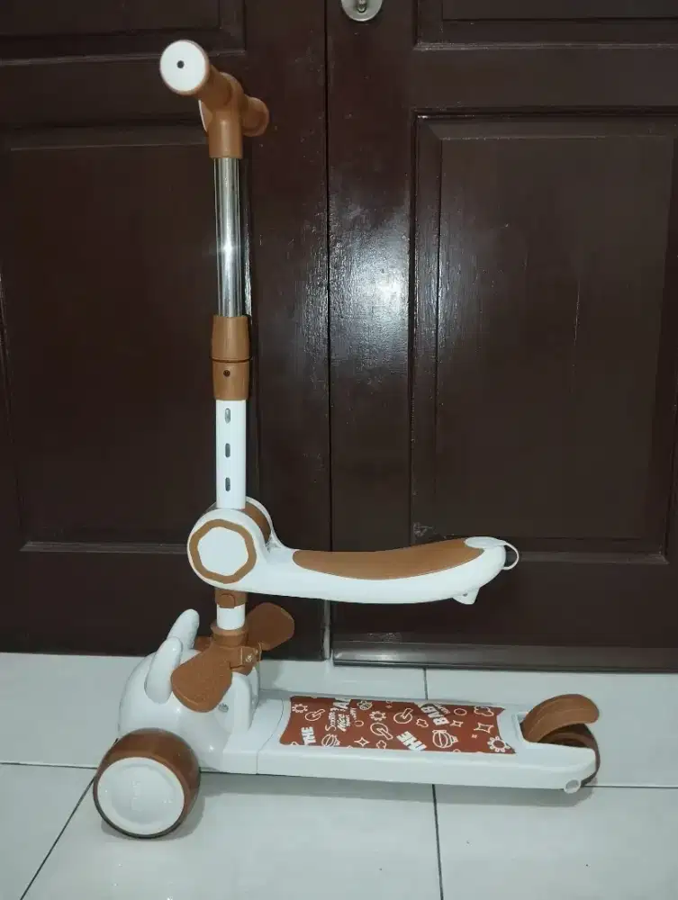 MAINAN ANAK SCOOTER LIPAT EXOTIC HB 208