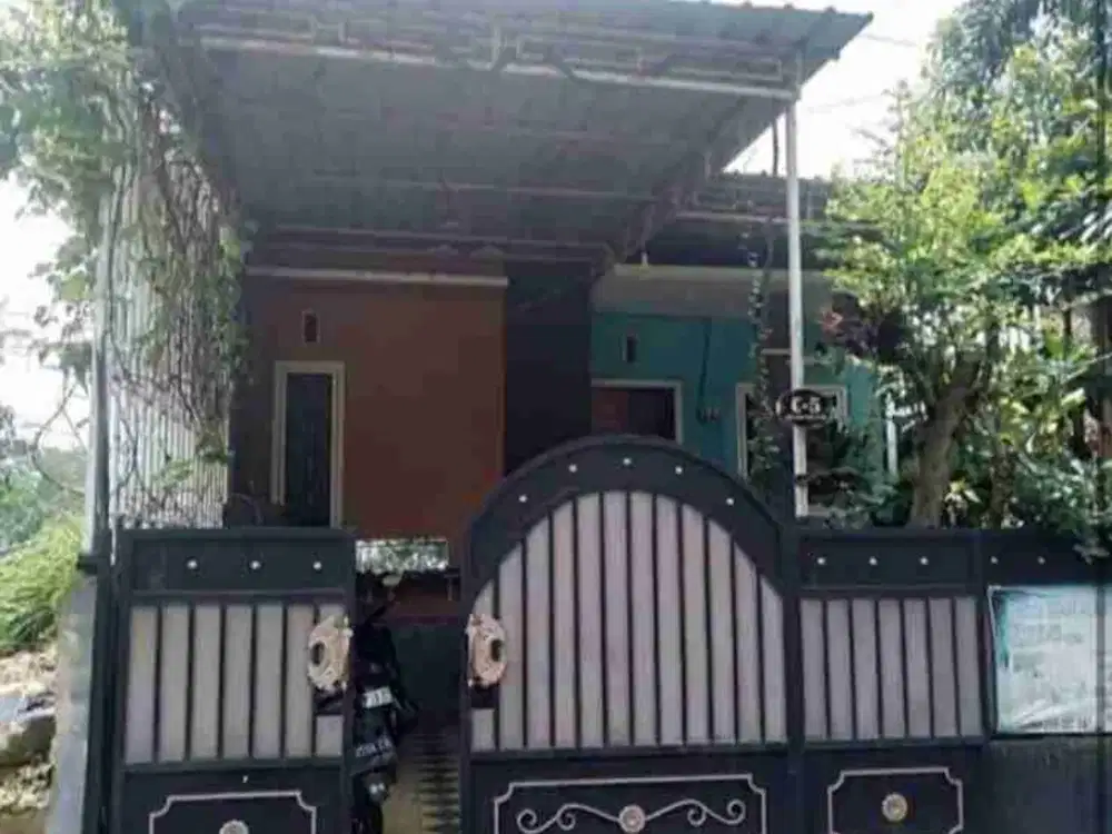 DISEWAKAN RUMAH PLUS PERABOT, BANYUMANIK, SEMARANG