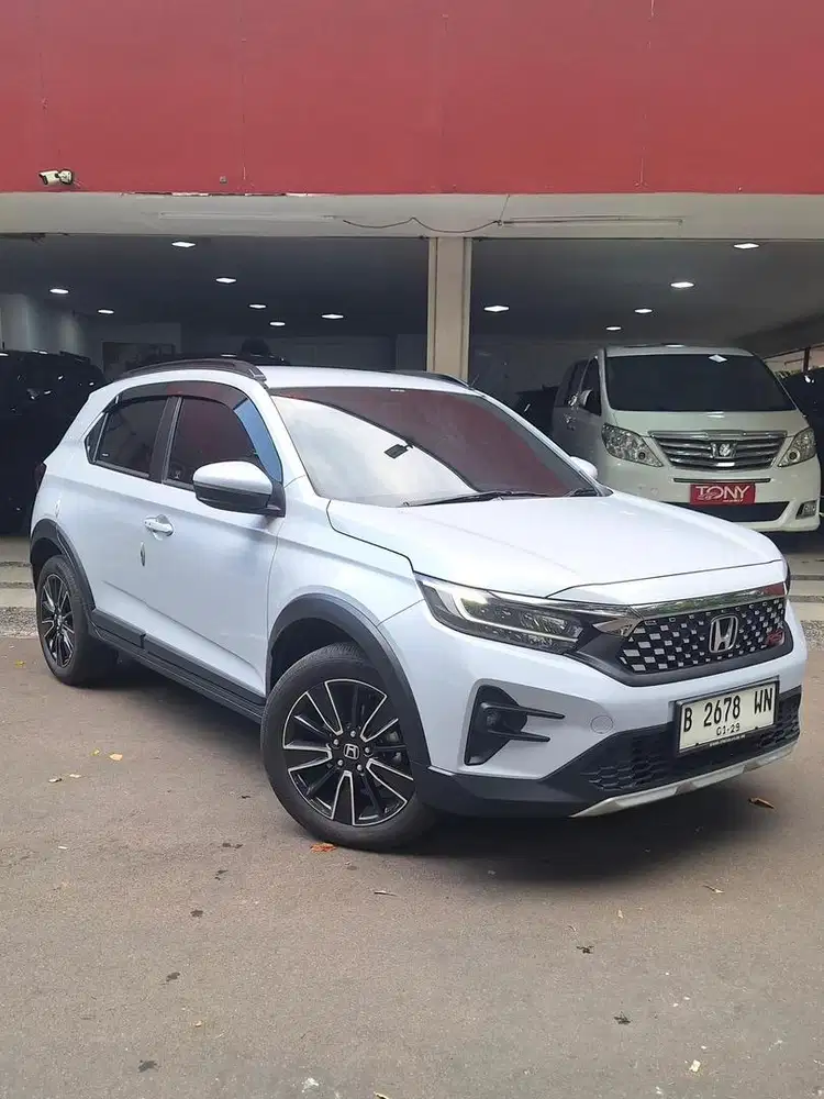 #Tony Mobil# Honda WRV RS CVT Putih