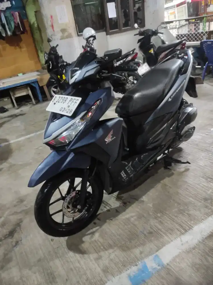 Honda Vario 150 ISS (Km.29rb Asli)