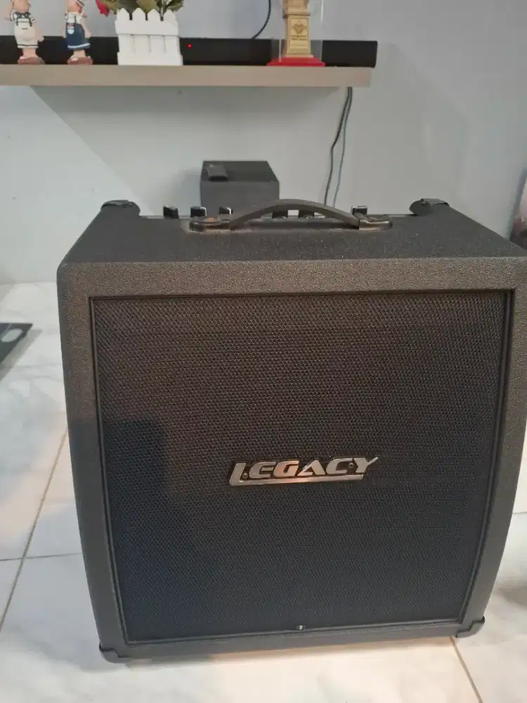 Ampli Keyoboard LEGACY LK60  Bekas Rasa Baru