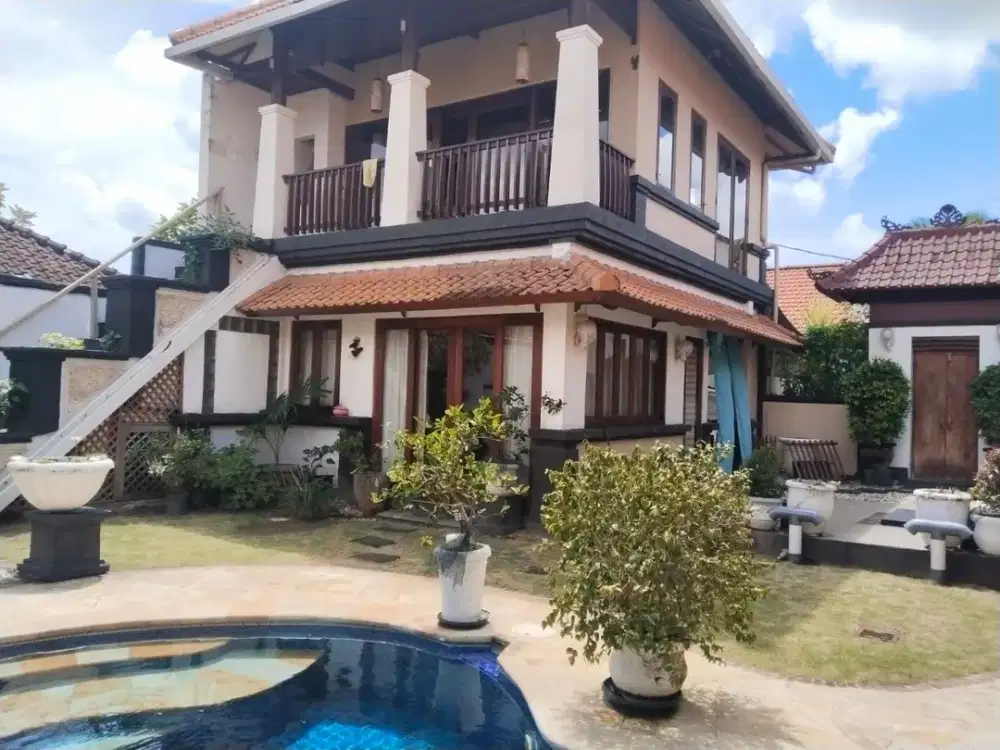Villa 1 ½ lantai Berlokasi di Jl. Kesari Sanur Denpasar