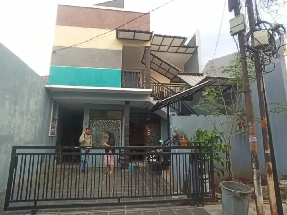 Rumah 2 Lantai di Pasar Minggu, Hanya 5 Menit ke Stasiun KRL