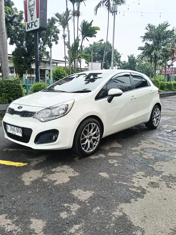 Kia Rio 2013 Bensin
