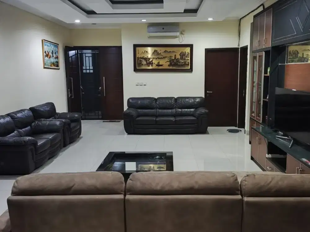 wts dijual cepat rumah 2 lantai di modernland tangerang