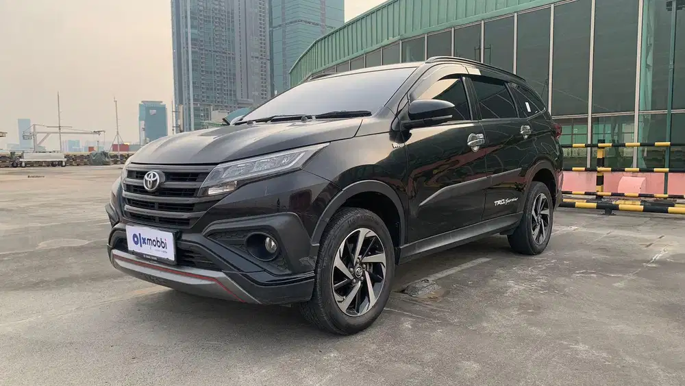 Toyota Rush 1.5 TRD Sportivo 7 Bensin-AT 2020