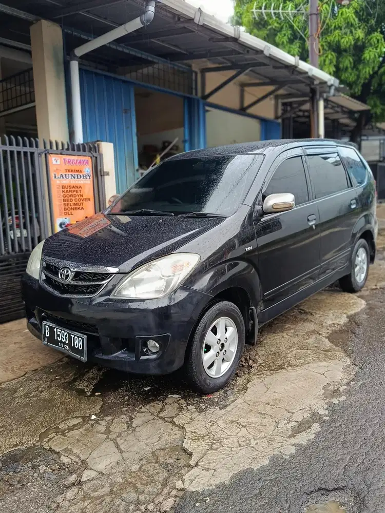 Toyota Avanza 2011 Bensin