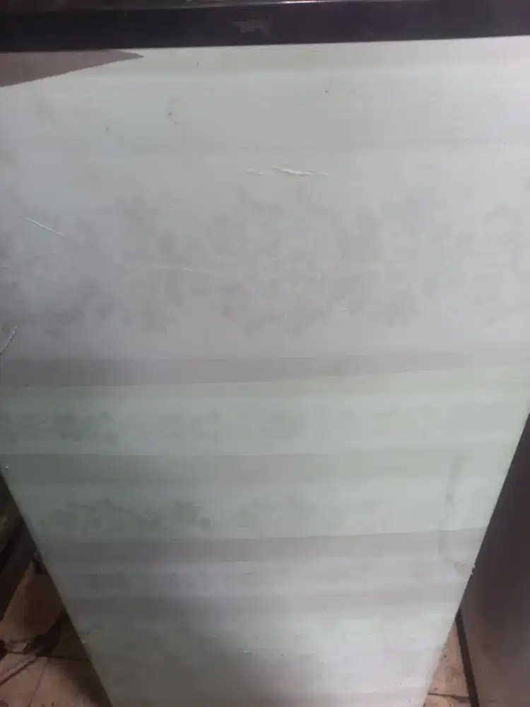 Dijual kulkas 1 pintu merk Aqua normal