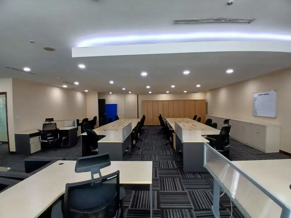 Sewa Kantor 209 m2 Full Furnish di Mid Plaza Sudirman, Hrg Nego