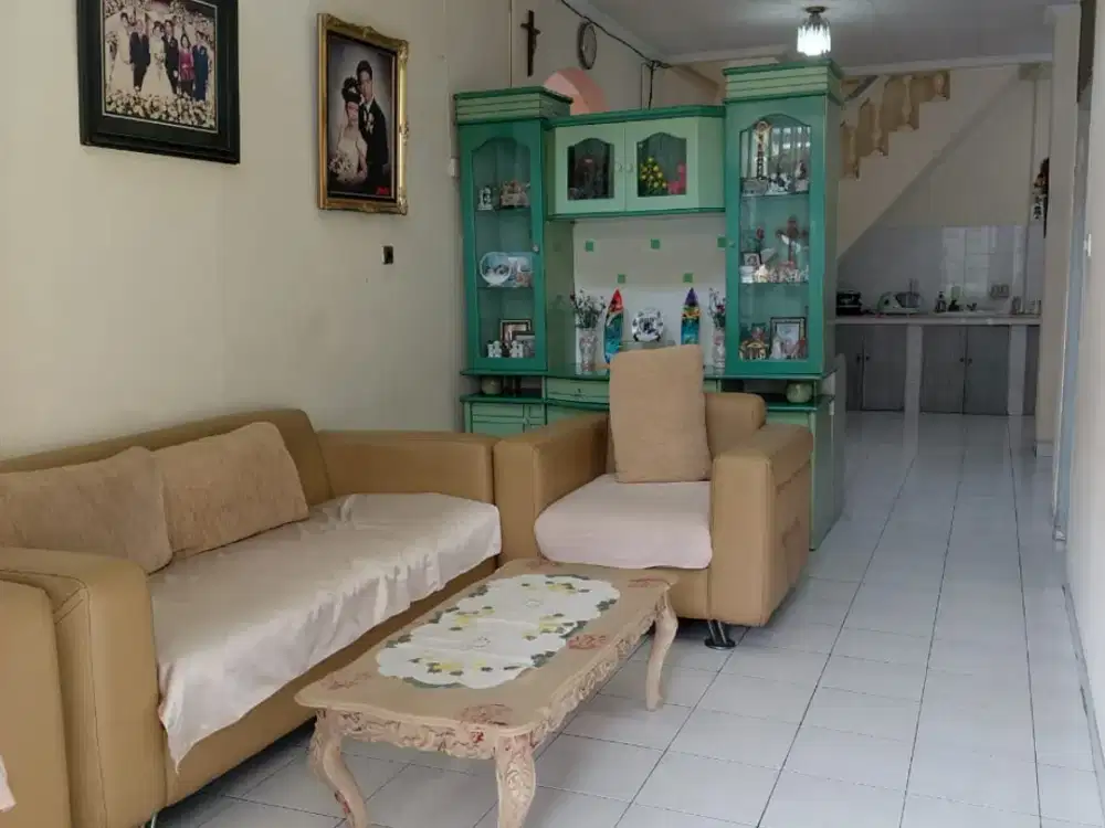 Rumah Nyaman dan Siap Huni di Harapan Indah 1 Bekasi