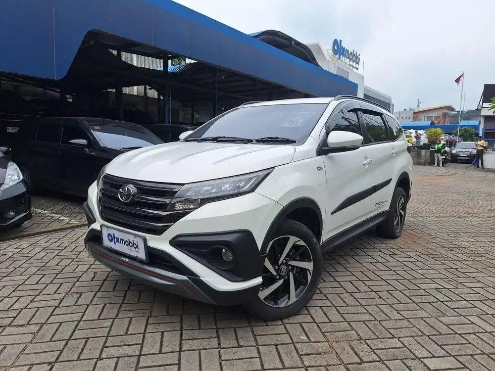 DP 5% Toyota Rush 1.5 TRD Sportivo Bensin-AT 2019 9BJ