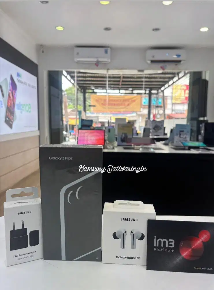 [NEW GARANSI RESMI SEIN] BUNDLING Z FLIP 7 12/256