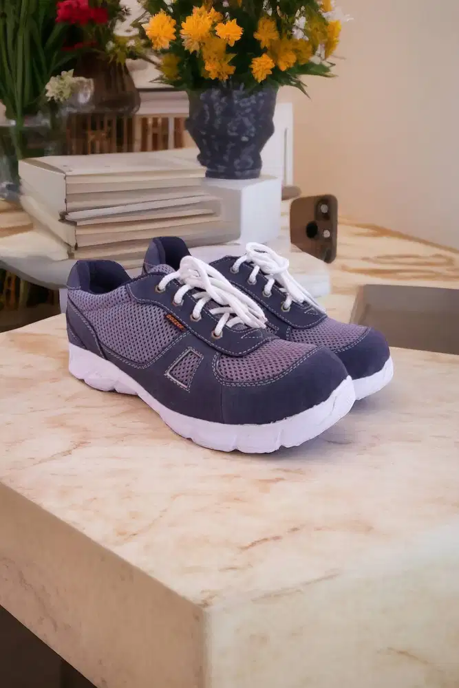 Eksklusif Sepatu safety SNI proyek Citeureup