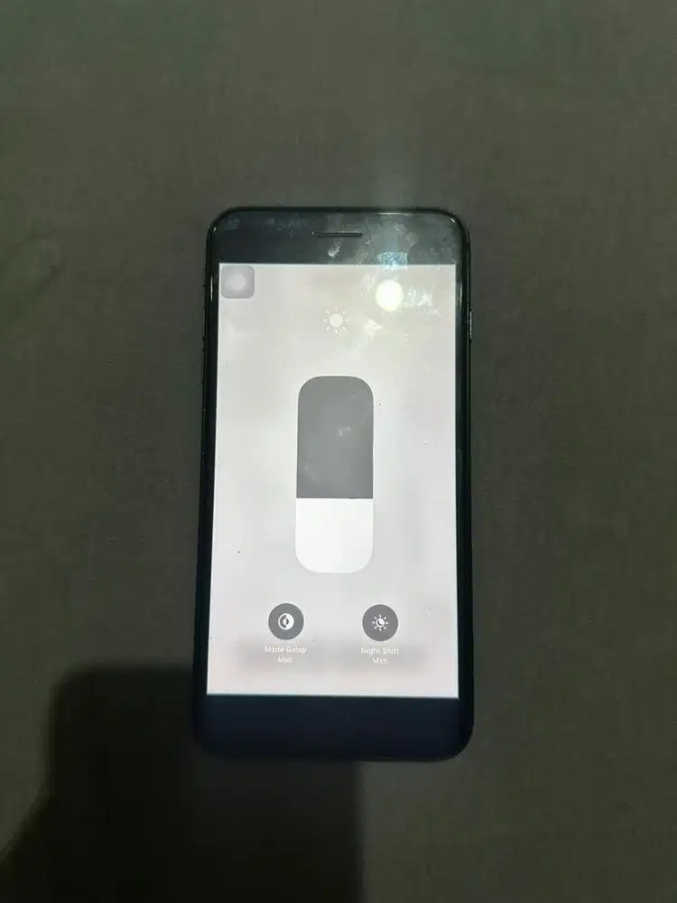 Iphone 7 Plus 128GB Black Resmi Ibox Hp charger