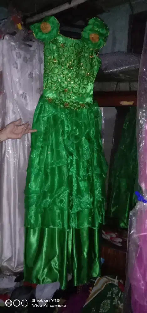 Dijual Gaun Pengantin Cantik warna hijau