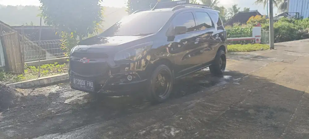 Chevrolet Spin 2013 Bensin