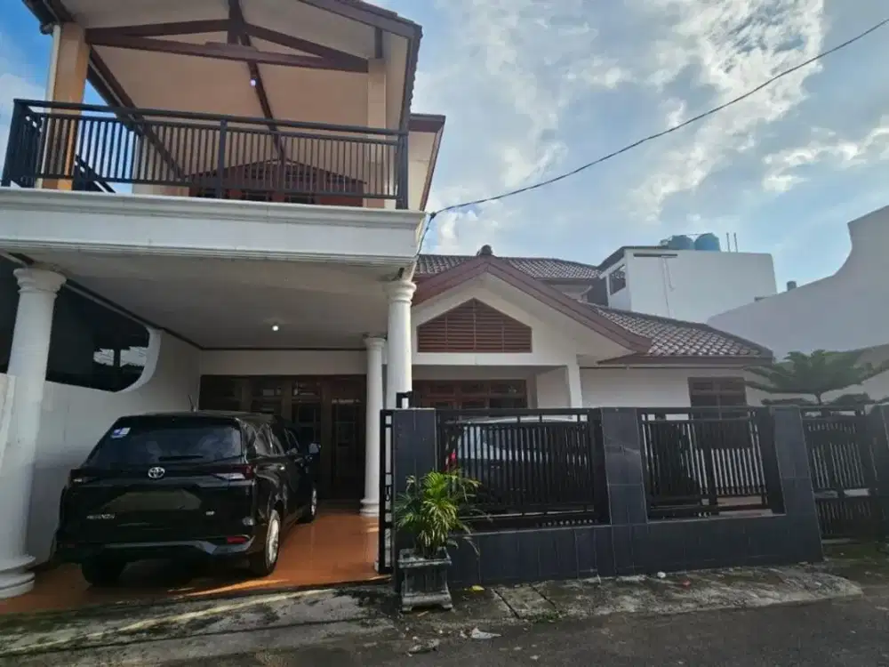 Rumah 1.5lt di Petukangan Selatan, Hanya 5 Menit ke Tol Ciledug