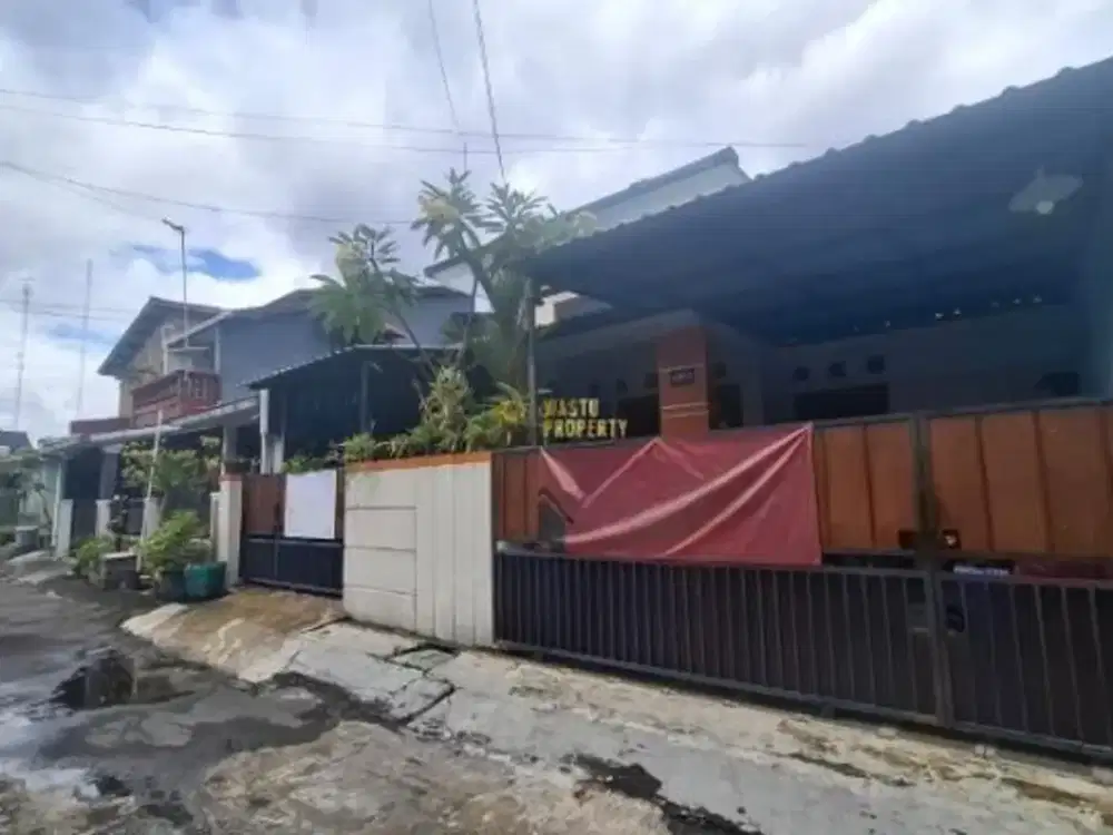 Rumah Siap Huni, 4 Menit Dari Kampus Upn Jogja di Seturan