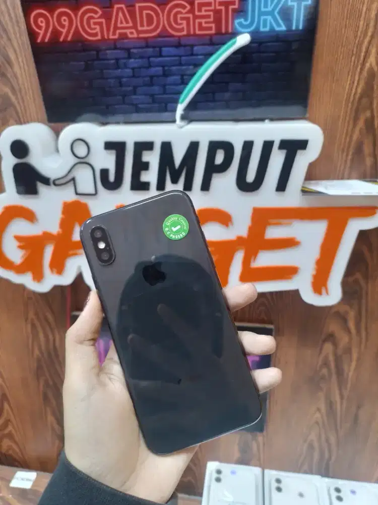 Iphone XS 64GB lengkap inter