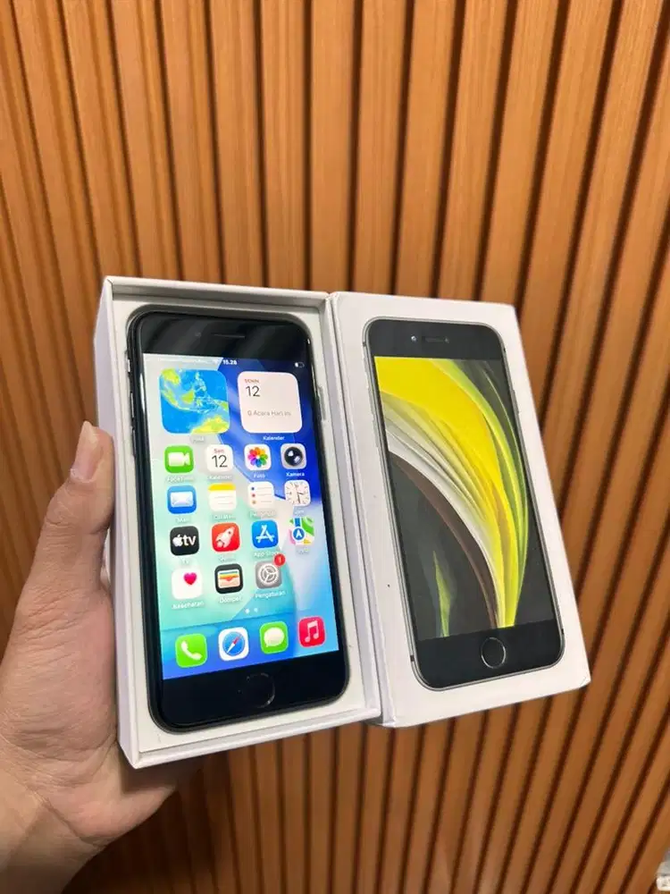 iphone se gen 2 128gb fullset