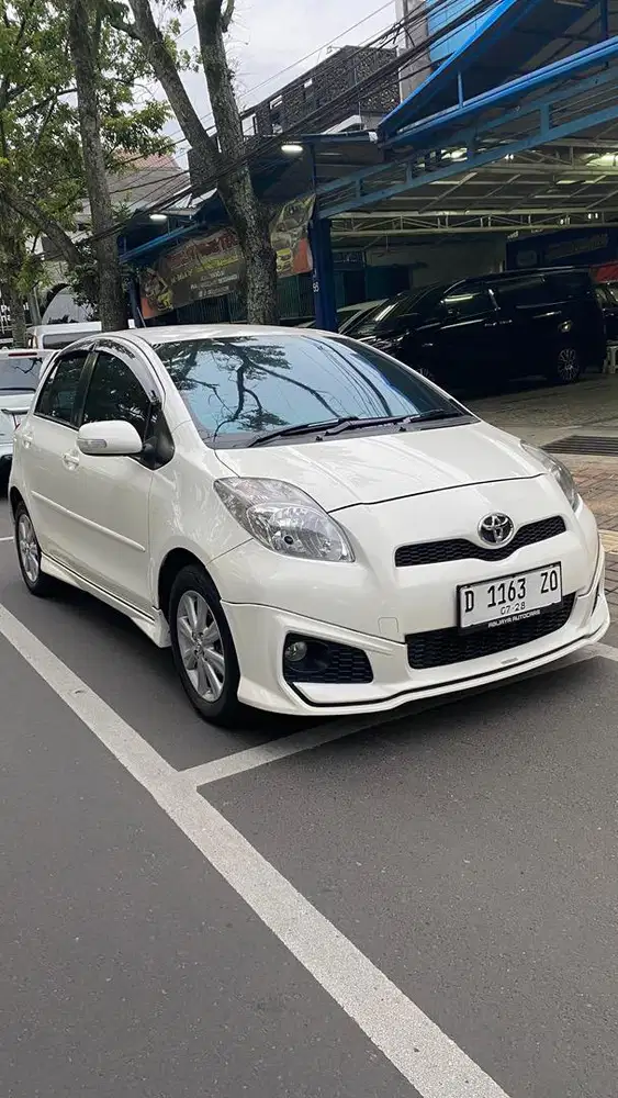 Toyota Yaris 2013 METIK