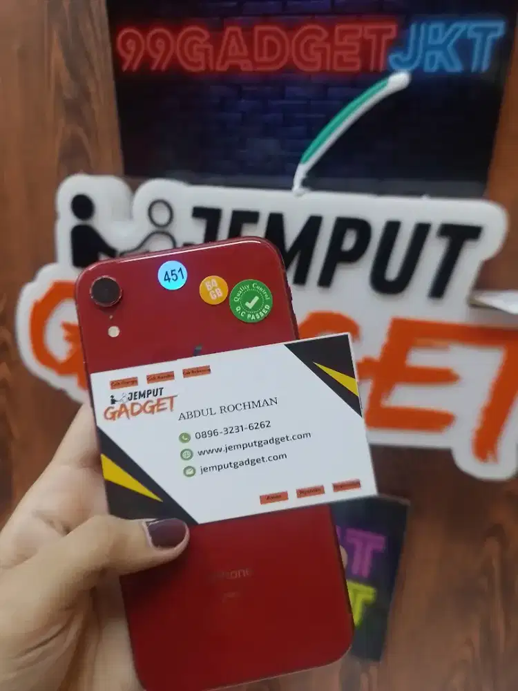 Iphone XR 64GB lengkap Ibox