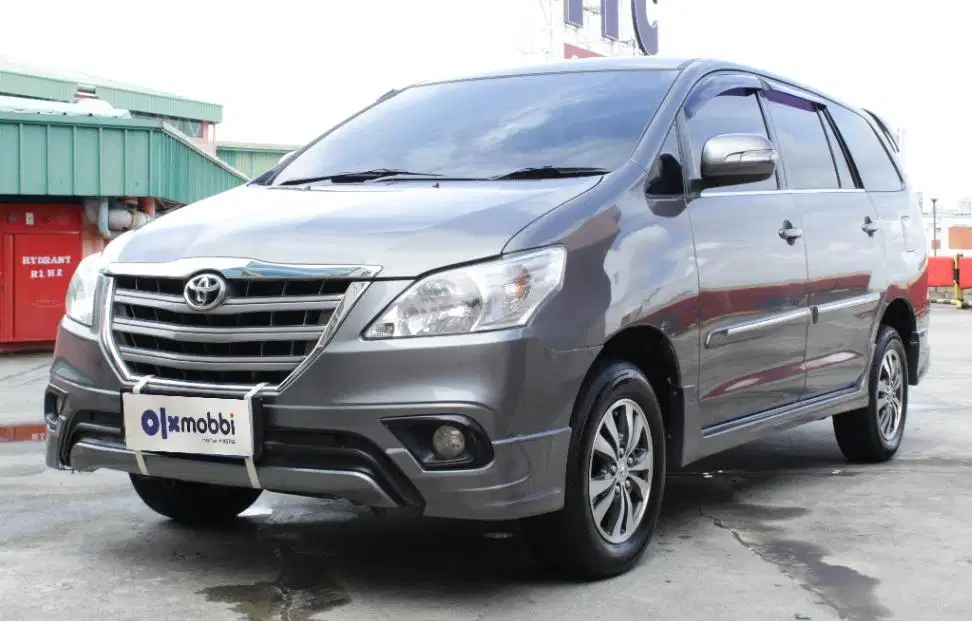 TDP 9,JT Toyota Kijang Innova 2.0 G Luxury Bensin-AT Abu 2015