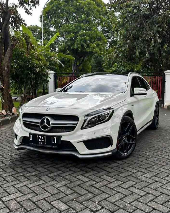 Mercedes Benz GLA45 AMG 2015 Putih White 2016 2014 dijual Cepat Bu