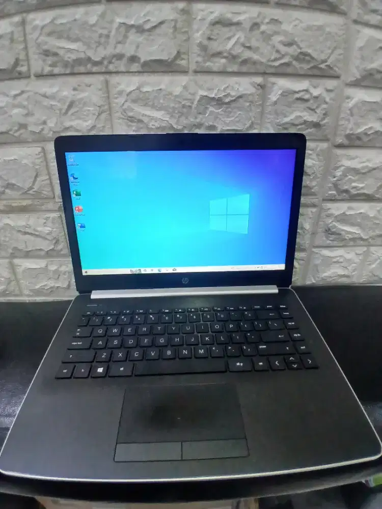 LAPTOP HP 14 - CM0095AU