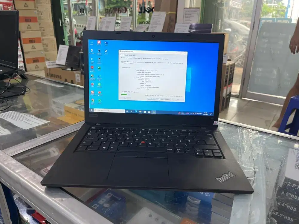 Laptop Lenovo Thinkpad i5 gen8 Ram 8Gb ssd 256gb garansi 6bln