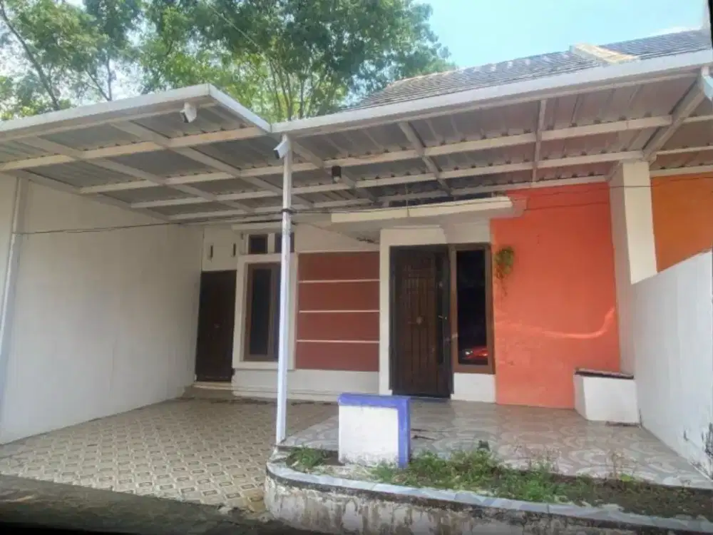 Dijual Rumah sekitar Jalan Poros Kariango, Maros