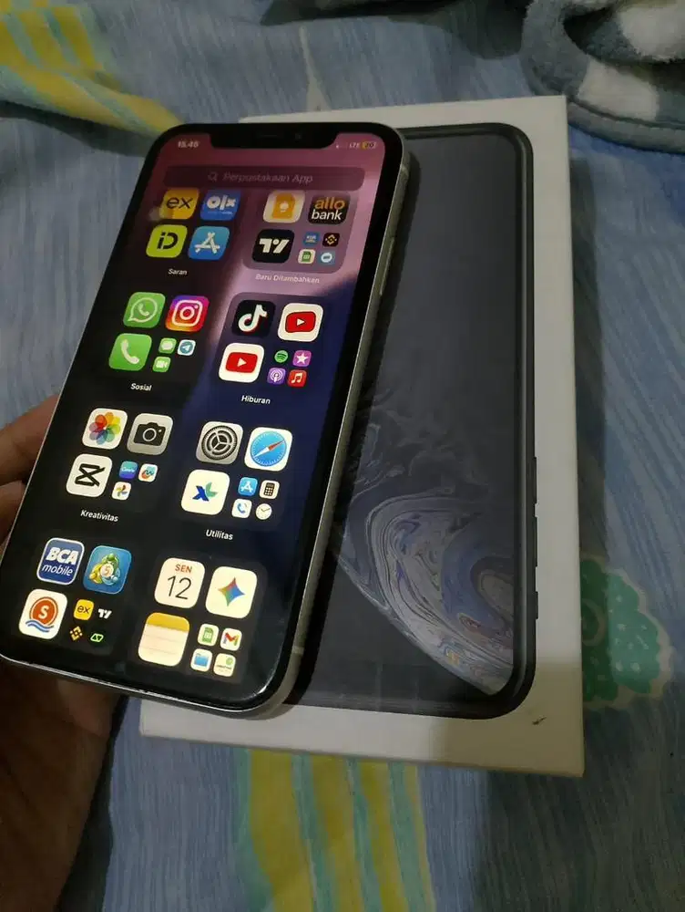 Iphone XR 128gb all op ex inter bergaransi