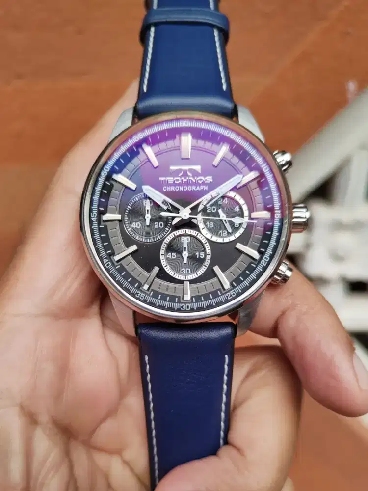 TECHNOS Chronograph
Ref. T8A31