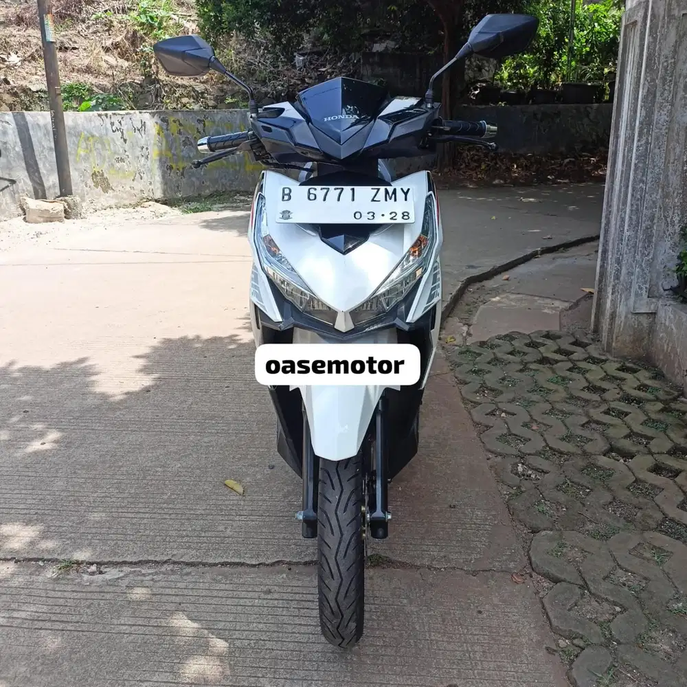 (B) HONDA VARIO 125 CBS TAHUN 2018