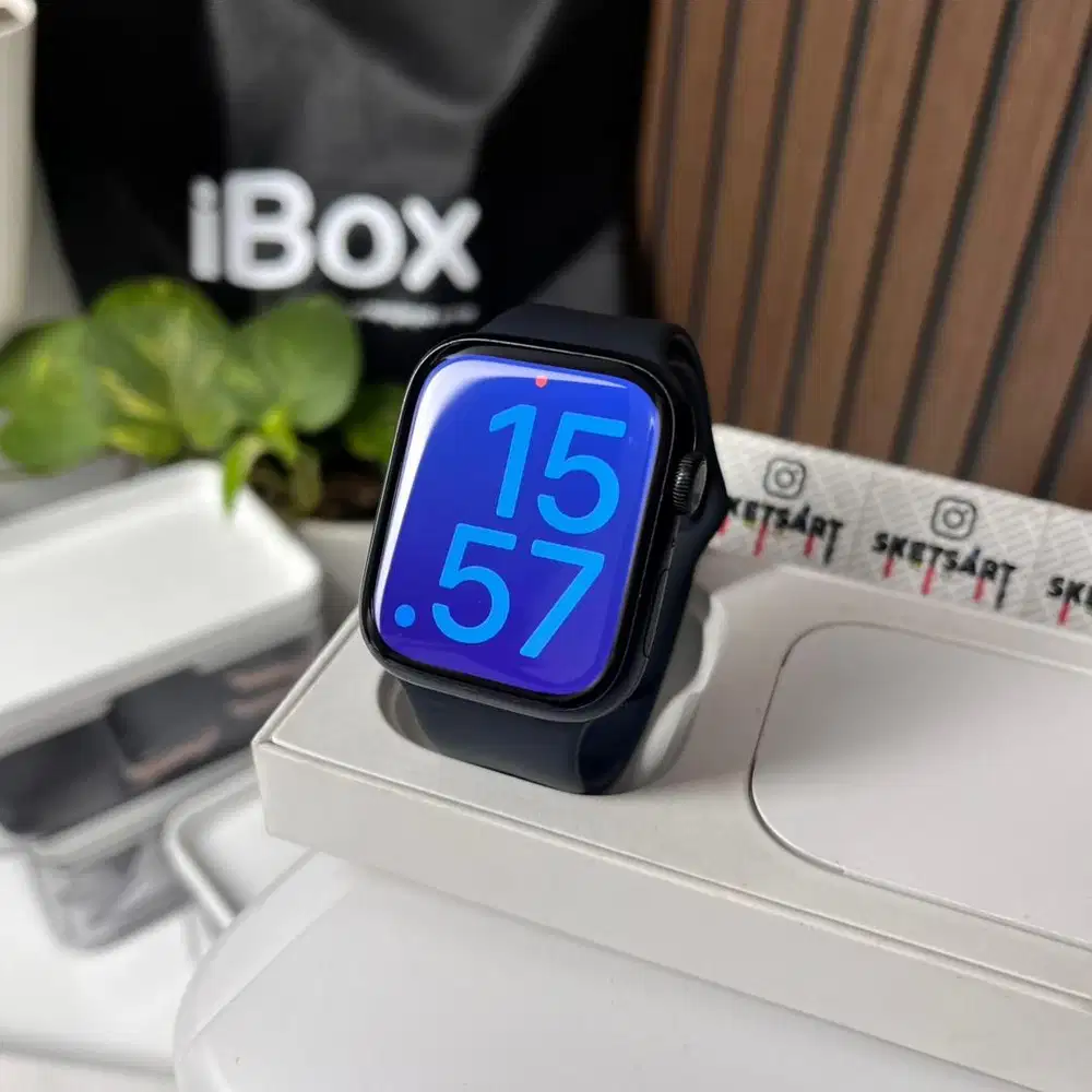 Apple Watch Series 8 45mm iBox Black iwatch Battery Health 88%